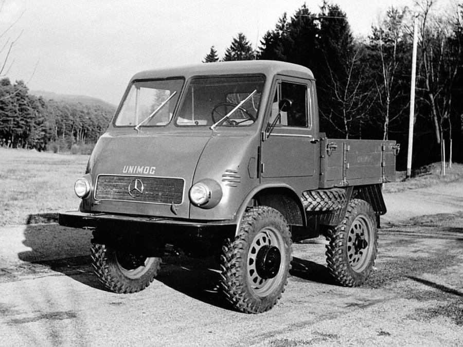  Mercedes-Benz Unimog U25 1953 года  (фото 3 из 4)